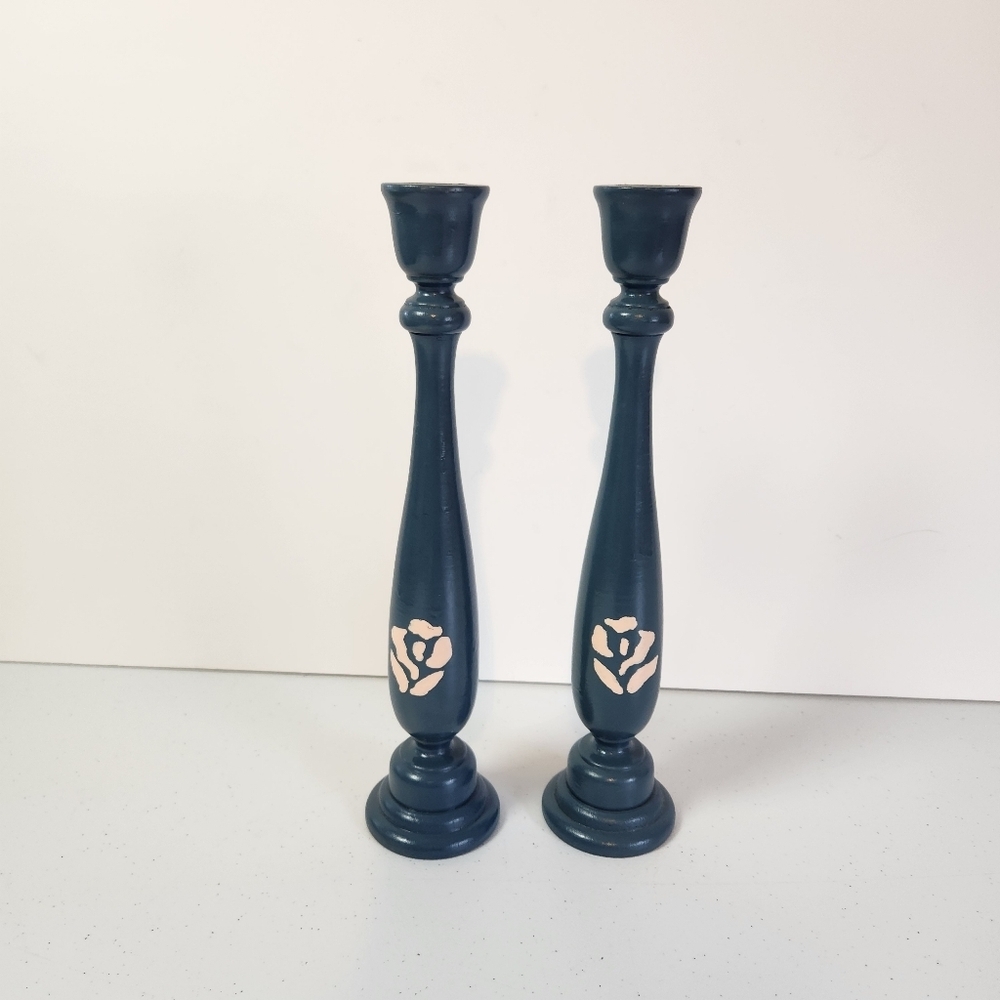 Hand Painted Wooden Candle Holders Colonial Blue Vintage Country Farmhouse Decor - Picture 2 of 5